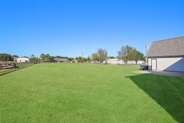 view of yard with a patio