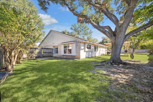 exterior space featuring a yard