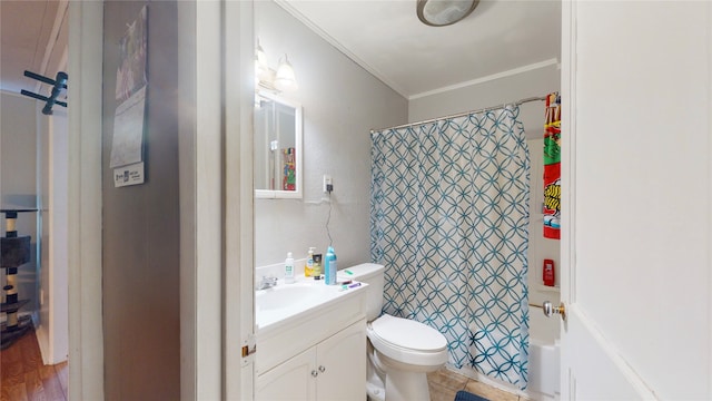 full bathroom featuring shower / bath combination with curtain, wood-type flooring, toilet, vanity, and crown molding