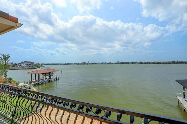 view of water feature featuring a boat dock