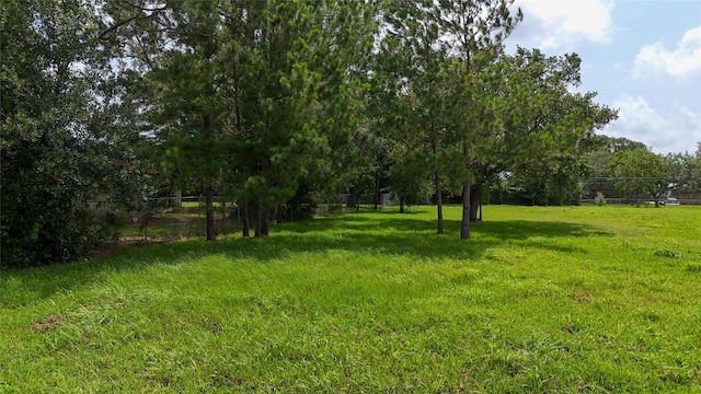 4203 Scenic Dr, Dickinson, TX 77539