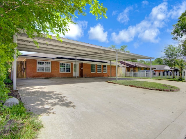 view of front of property