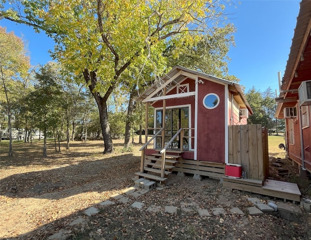 view of outbuilding