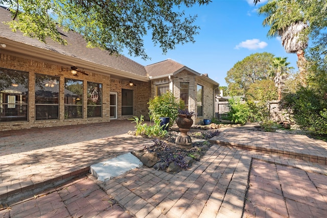 view of patio with ceiling fan