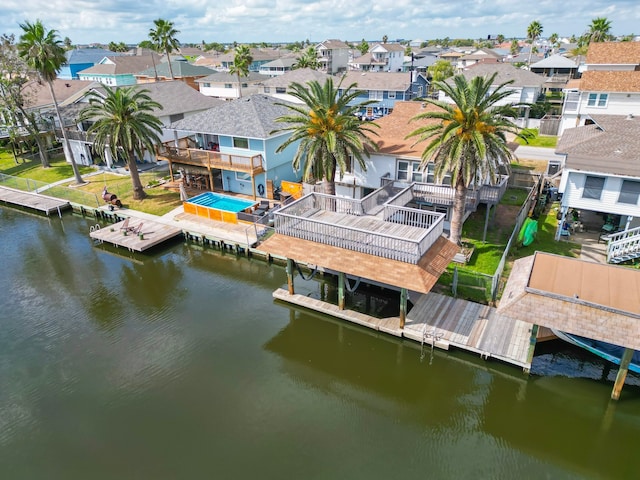 bird's eye view featuring a water view