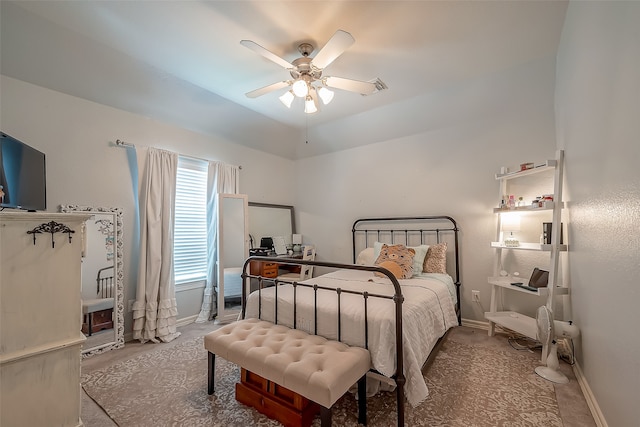 bedroom featuring ceiling fan