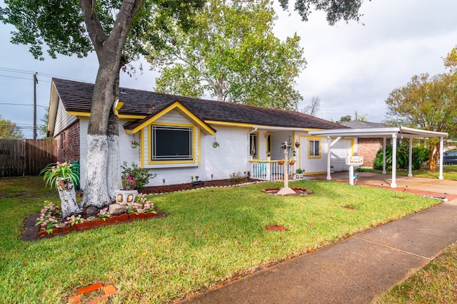 single story home featuring a front yard and a porch