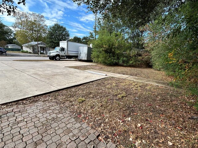1402 E Ave, Katy, TX 77493 - photo 27