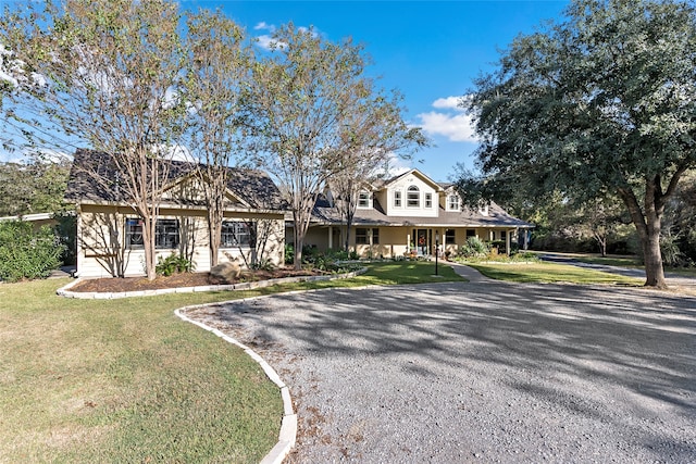 view of front of property with a front lawn