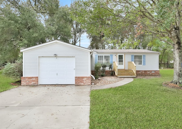 view of front facade featuring a garage and a front lawn