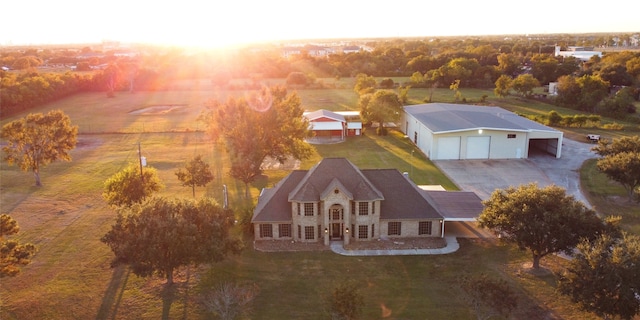 view of aerial view at dusk