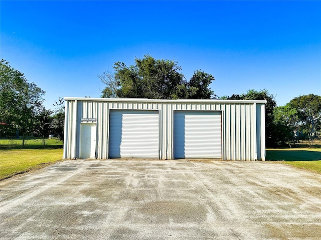 623 Barkaloo Rd, Baytown, TX 77521 - view of detached garage