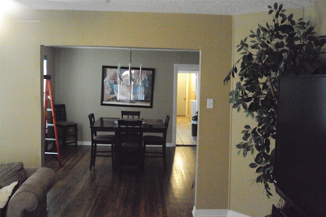 2601 Wheeler St, Houston, TX 77004 - dining area featuring wood finished floors and baseboards
