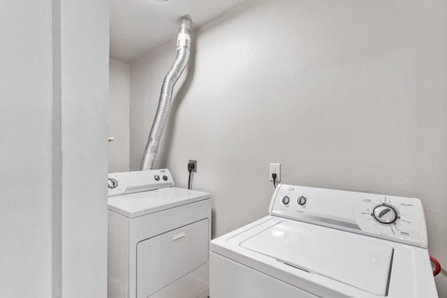 13210 Rockglen St, Houston, TX 77015 - laundry room with separate washer and dryer