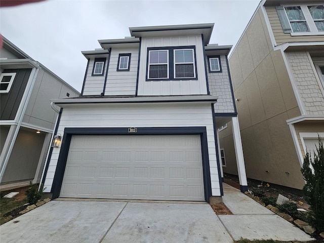 view of front of home featuring a garage