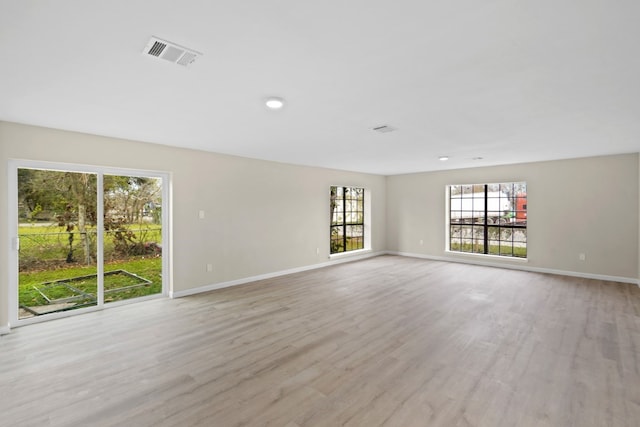 empty room featuring light hardwood / wood-style flooring