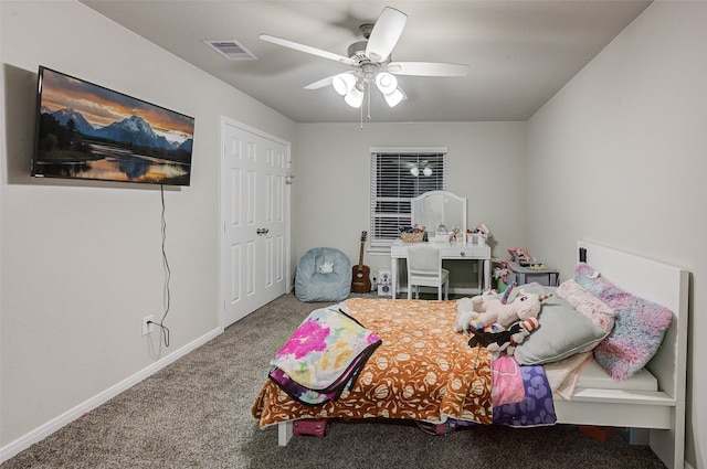 carpeted bedroom featuring ceiling fan