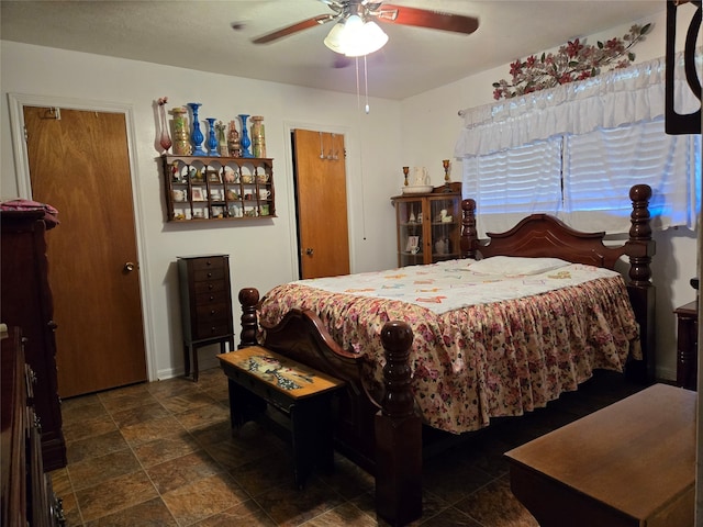 bedroom with ceiling fan