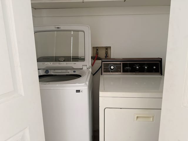 laundry room featuring washer and dryer