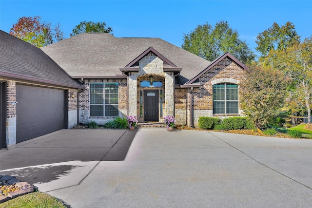 view of front facade with a garage