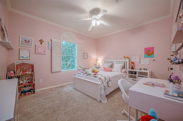 bedroom with light carpet, ornamental molding, and ceiling fan