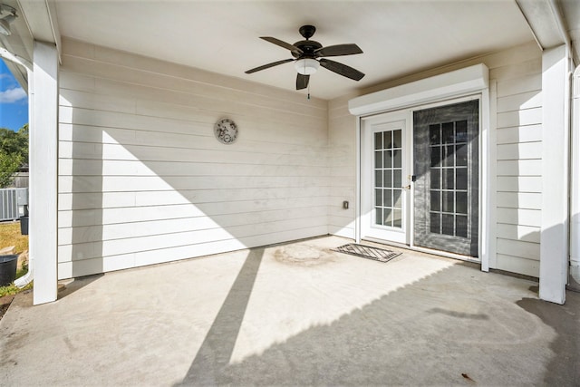 view of patio with a ceiling fan