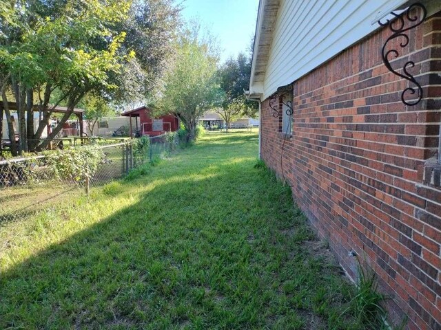 105 Newcastle St, Victoria, TX 77905 - photo 3