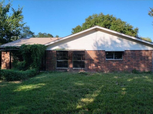 105 Newcastle St, Victoria, TX 77905 - photo 6