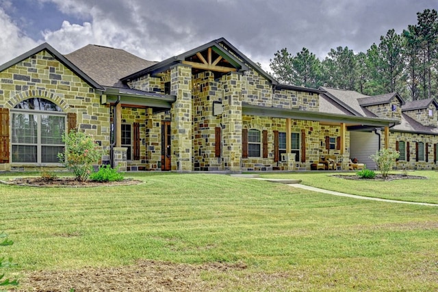 view of front of house with a front lawn