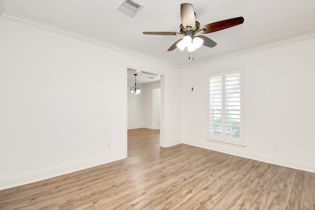 unfurnished room featuring crown molding, light hardwood / wood-style floors, and ceiling fan with notable chandelier