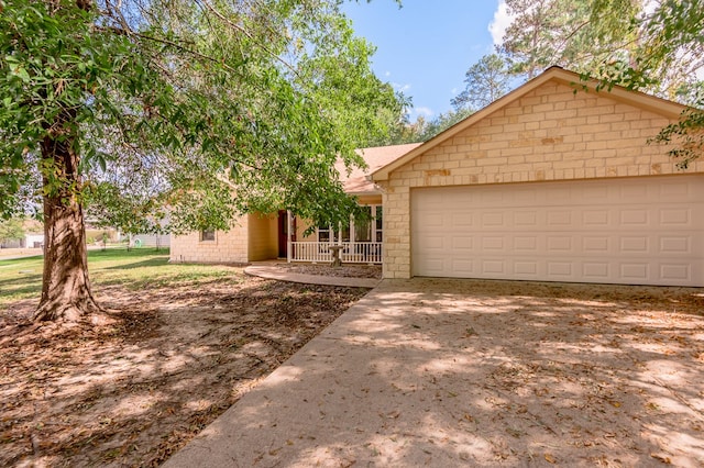 view of front facade with a garage