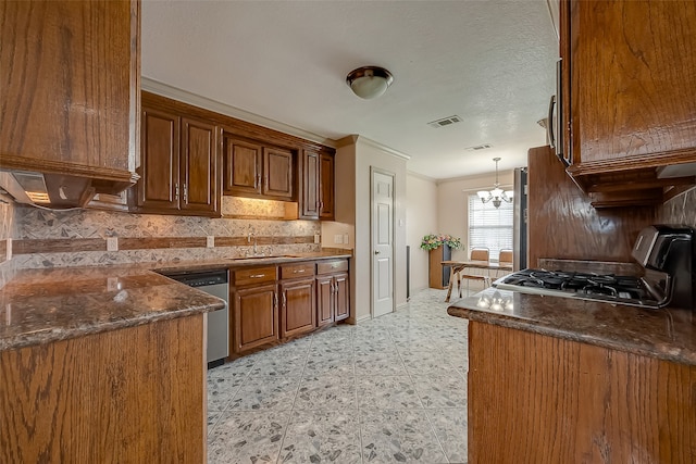 kitchen with dishwasher, crown molding, a notable chandelier, range, and tasteful backsplash