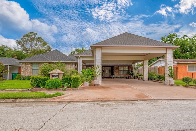 view of front of property