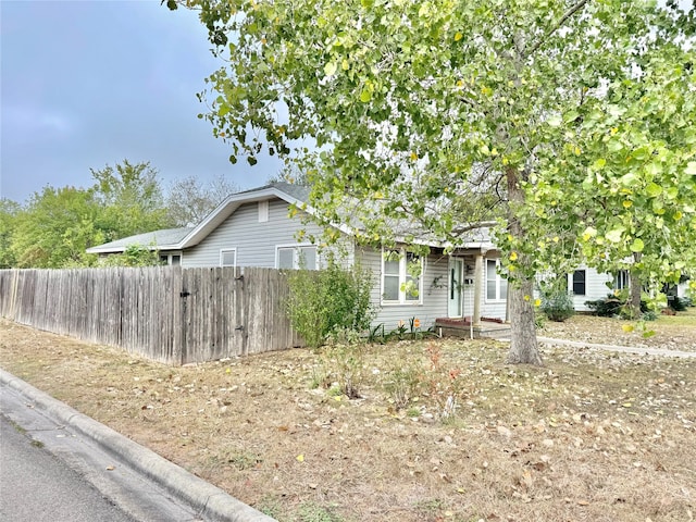 view of front of house