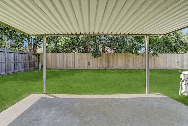 view of yard featuring a patio