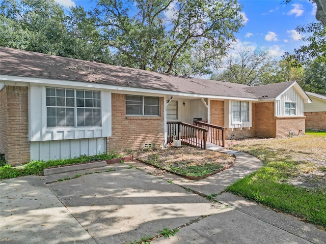 view of single story home