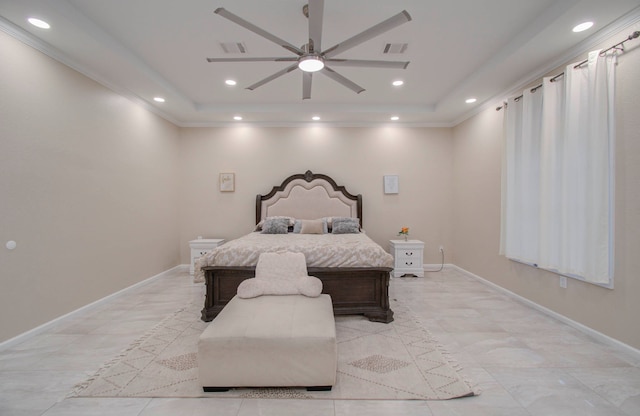 bedroom featuring ceiling fan