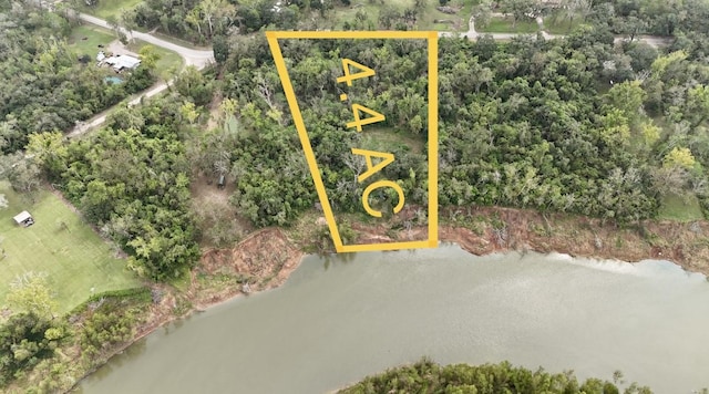 226 River Rd, Angleton, TX 77515