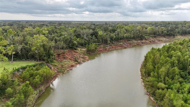 226 River Rd, Angleton, TX 77515