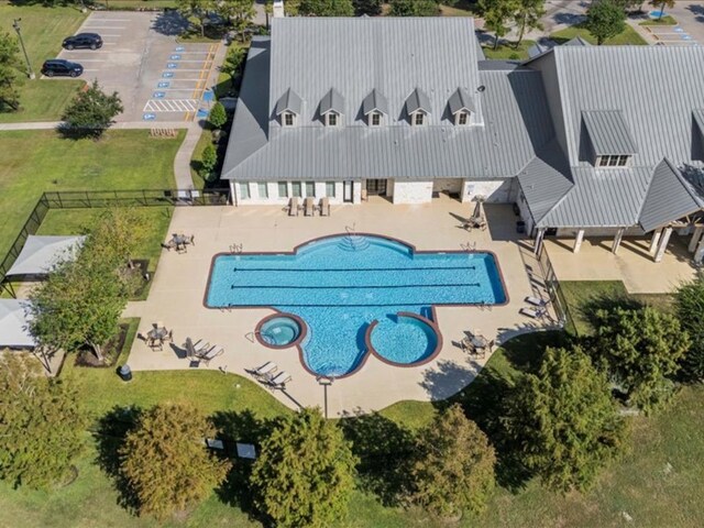 9410 Trinity Trail Ct, Cypress, TX 77433 - bird's eye view of a pool
