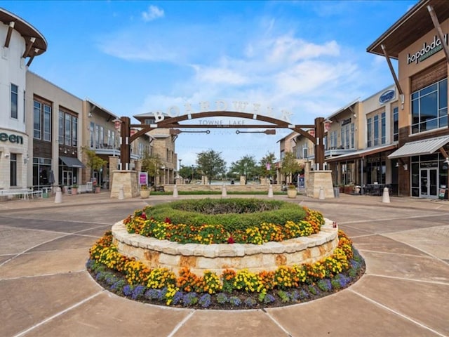 9410 Trinity Trail Ct, Cypress, TX 77433 - view of community featuring a residential view
