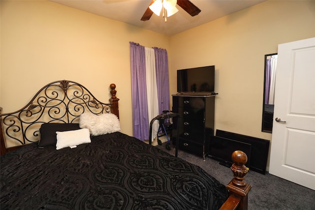 bedroom featuring carpet and ceiling fan