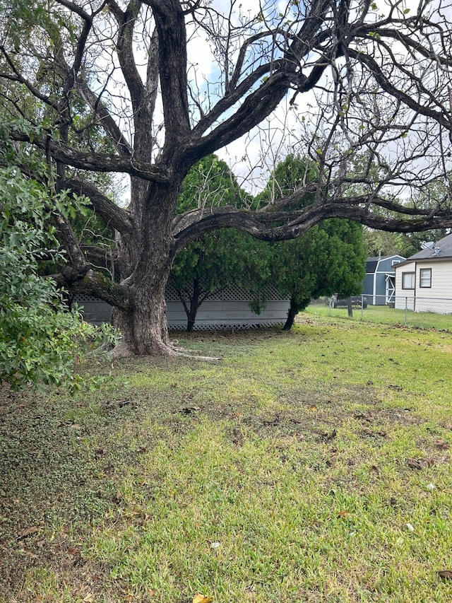 206 N Main St, Highlands TX, 77562 land for sale