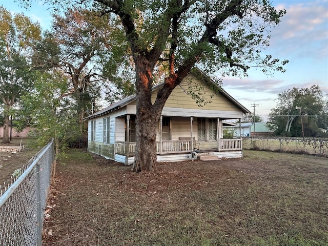 836 7th St, Hempstead, TX 77445 - photo 2
