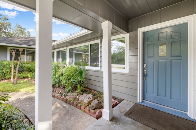 view of entrance to property