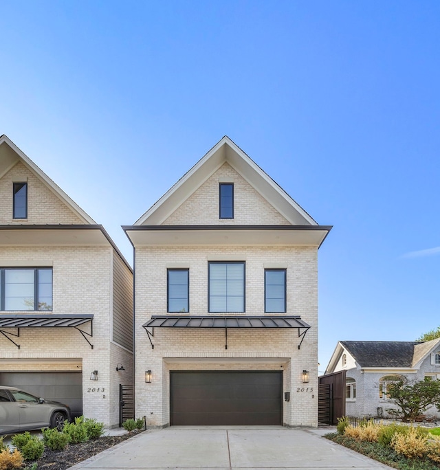 view of front facade with a garage