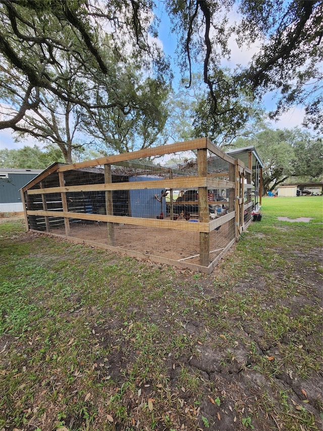 exterior space featuring an outbuilding