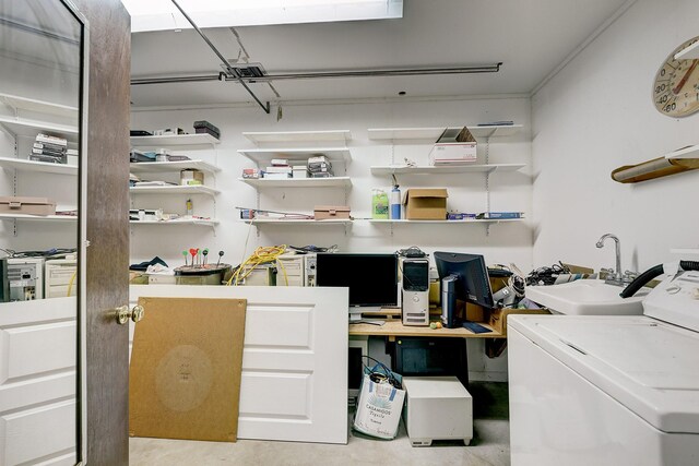 3215 County Road 160, Alvin, TX 77511 - home office featuring washer / dryer and concrete floors