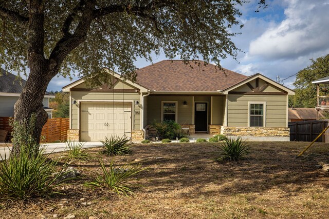 view of front facade featuring a garage