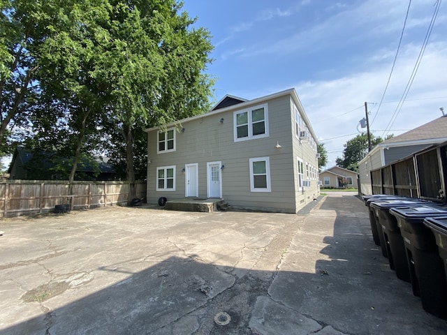 5331 Bell St, Houston, TX 77023 - view of front of property with a patio area